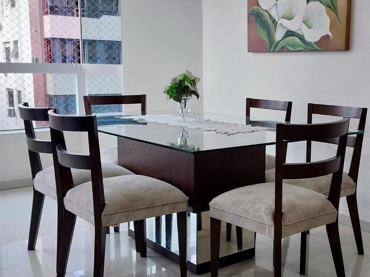Apartment Espacoso Aconchegante *