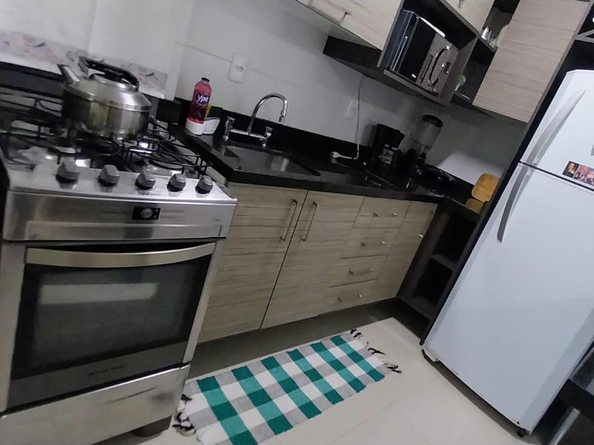 Espacoso Aconchegante Apartment